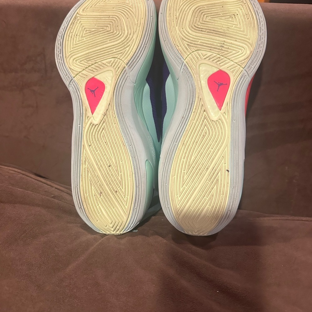 Jordan Athletic Shoes - Mint, Purple, Pink - Picture 6 of 6